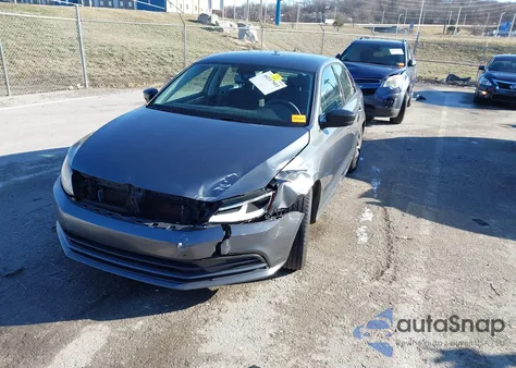 2016 Volkswagen Jetta 1.4T Se from USA, damaged, VIN 3VWD67AJ1GM259682